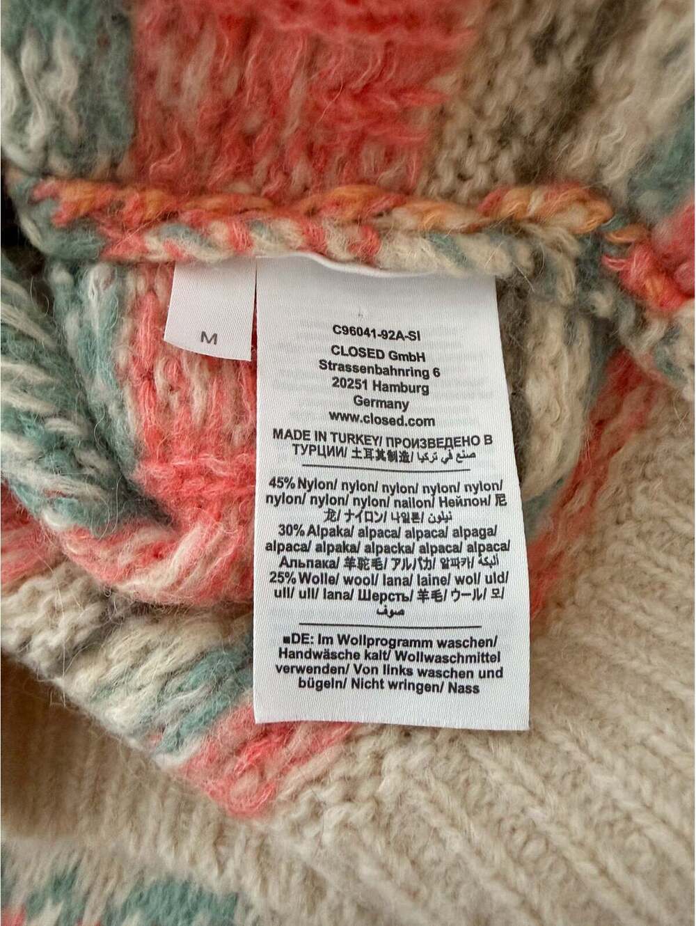CLOSED - SIZE M - Picture 6 of 6